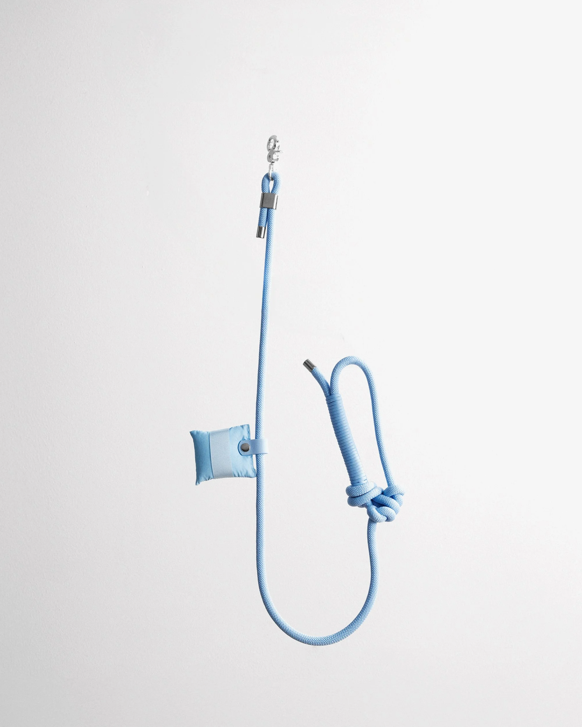 BOLD BODY in Baby blue — VALKA KUKUR Modern sophsticated leashes